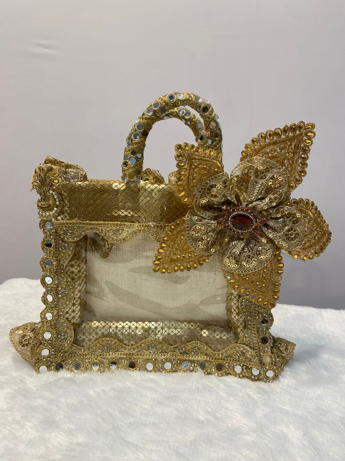 WEDDING GIFT PACKING BAGS
