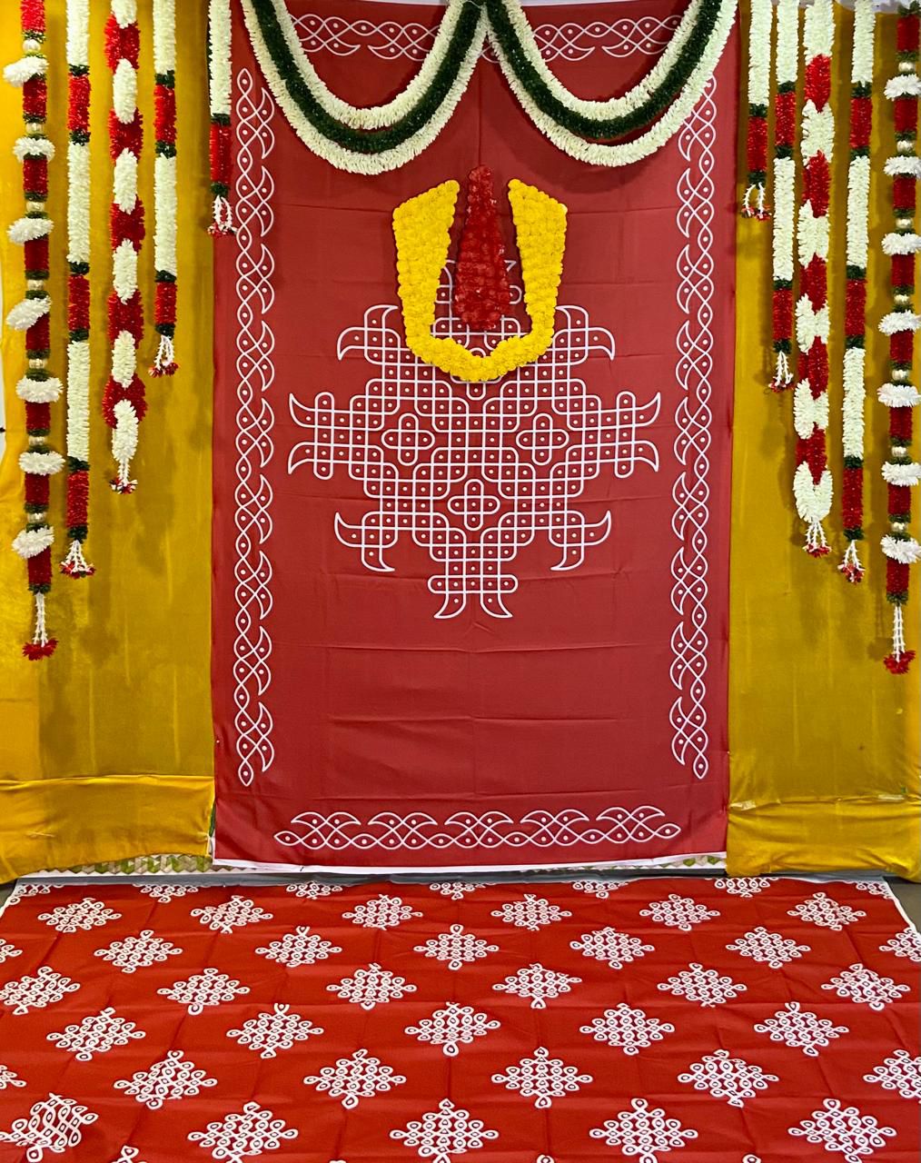 Traditional Wedding Decor Backdrop