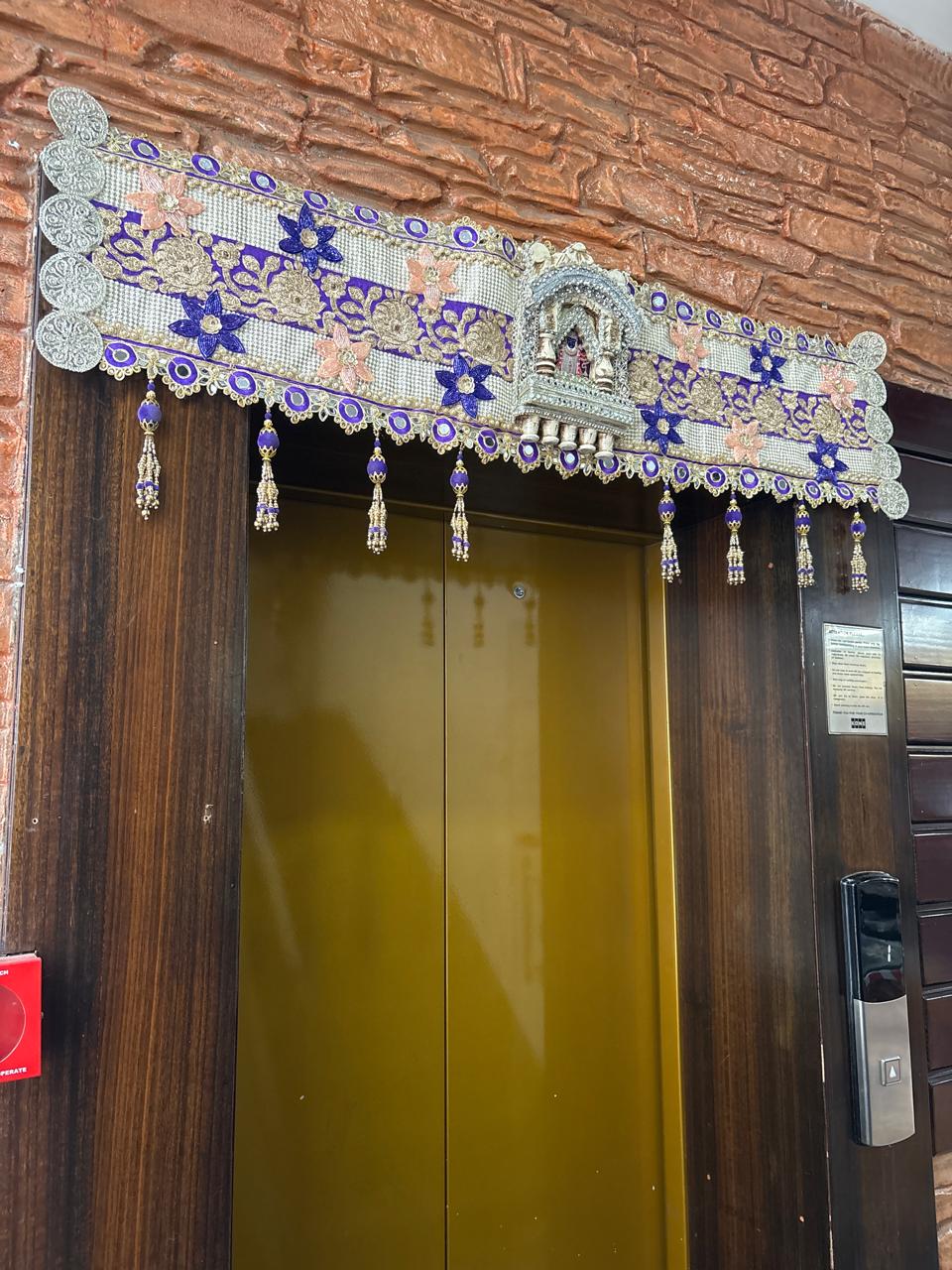 TRADITIONAL DECORATIVE TORAN FOR DOORWAY