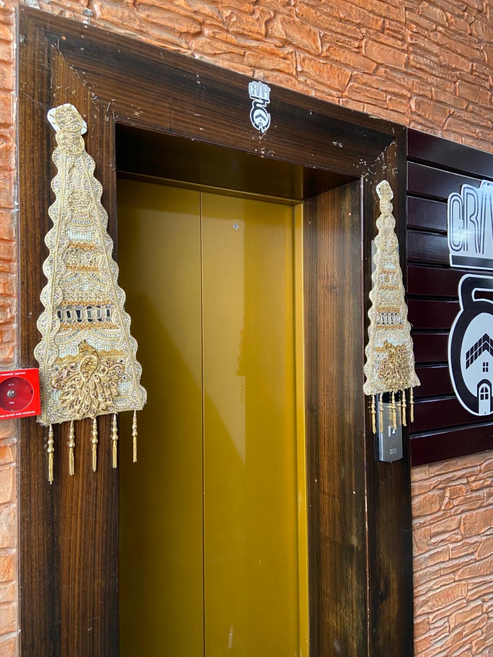cone hanging (pair)