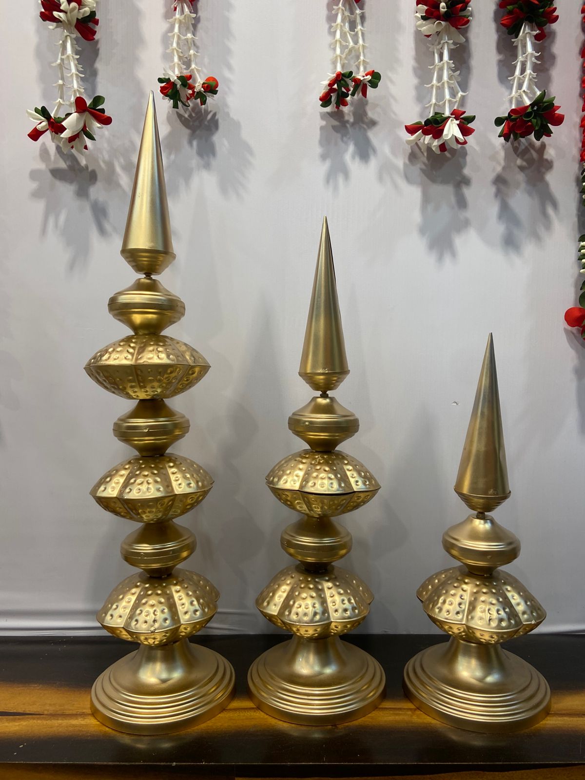 KALASH METAL STAND