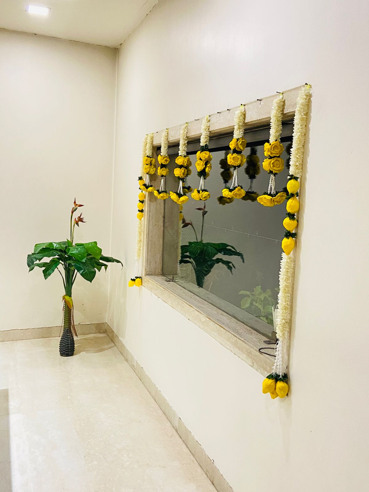 Artificial Flower Garland Decoration (pack of 5)
