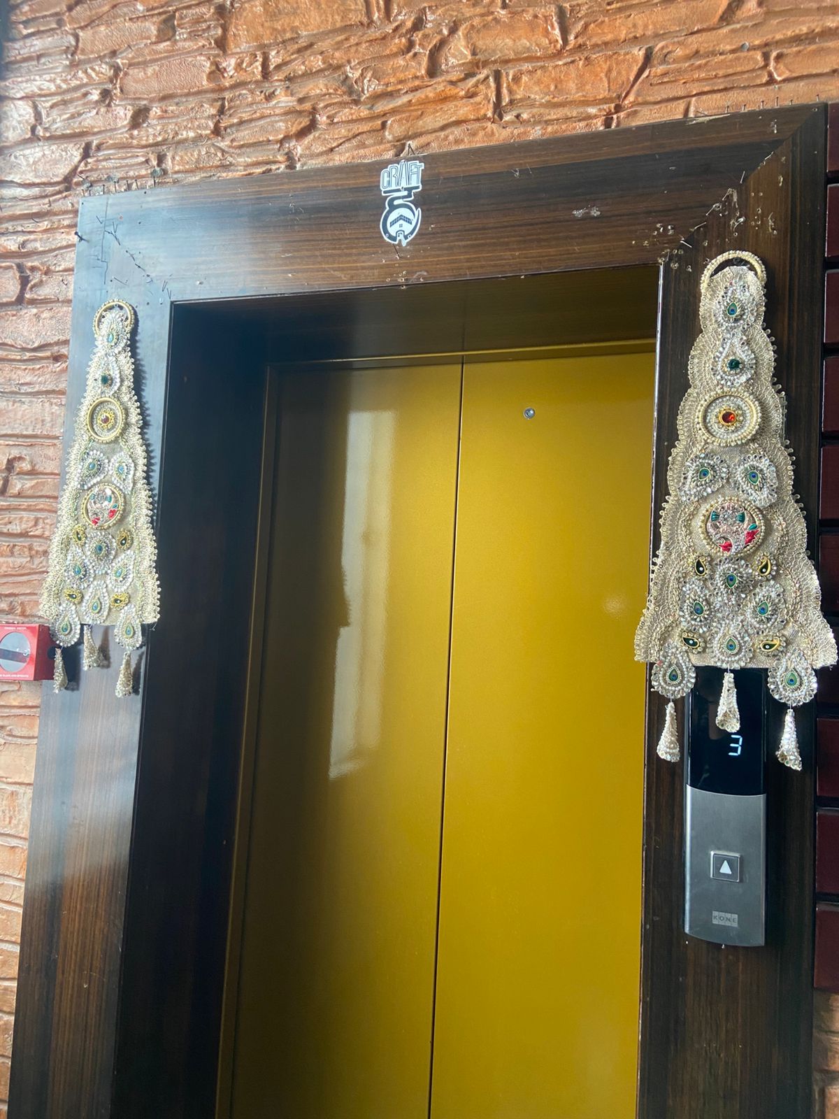 cone hanging (pair)