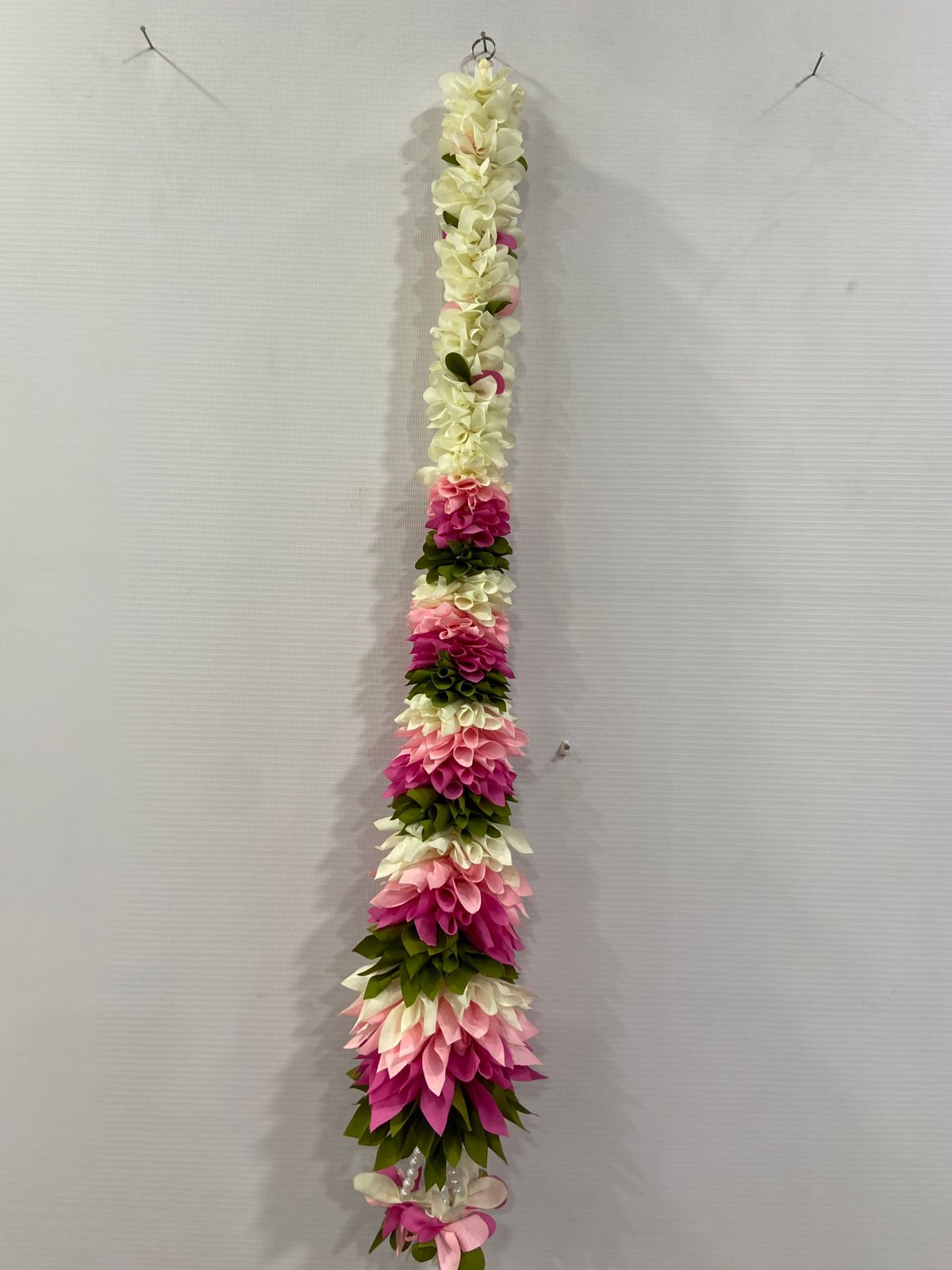 CONE SHAPE HANGING (PACK OF 6)