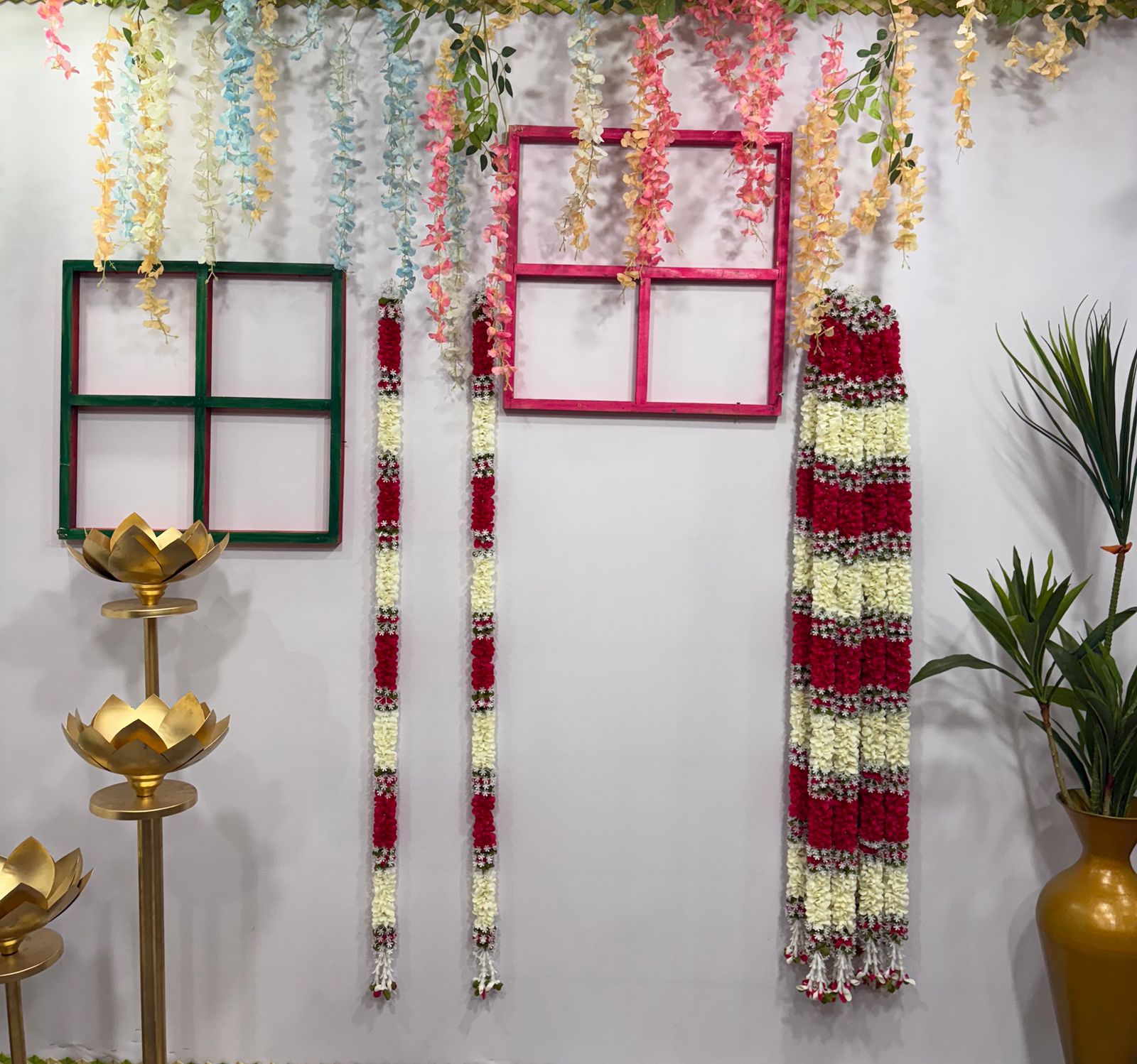 TRADITIONAL FLOWER GARLAND(pair)