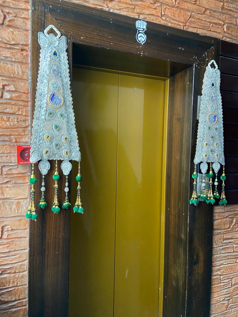 cone hanging (pair)