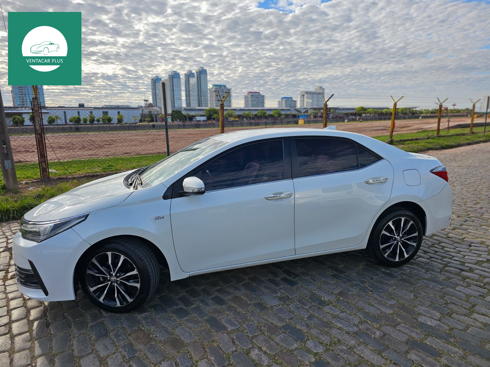 TOYOTA COROLLA SEG CVT 2018