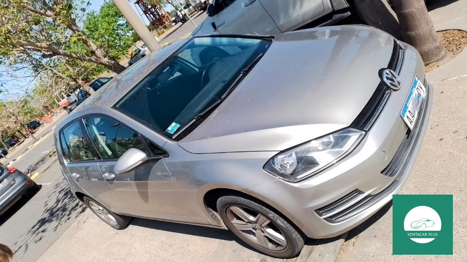 VOLKSWAGEN GOLF TRENDLINE 1.6