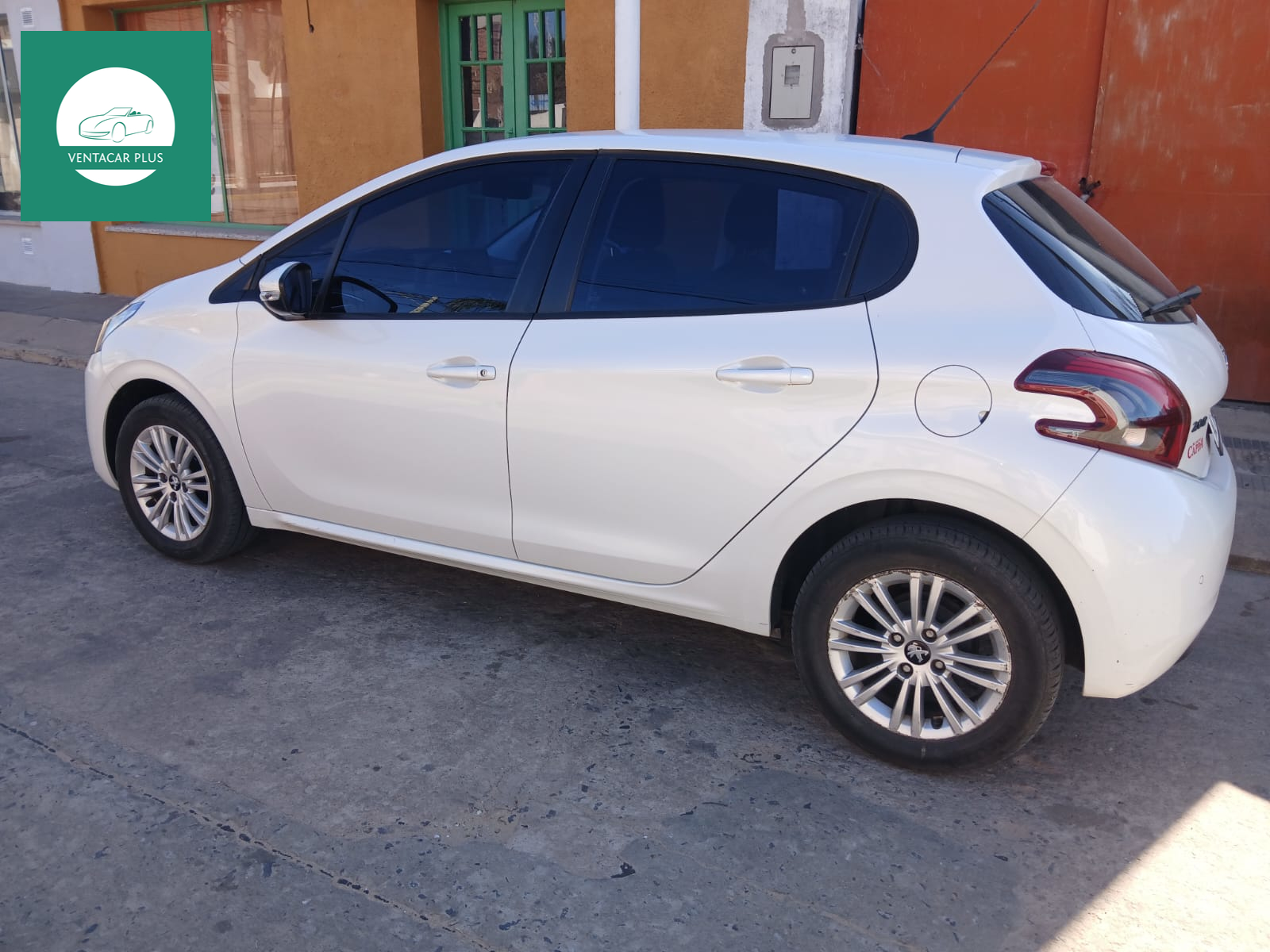 PEUGEOT 208 ALLURE 1.6, 5P MT