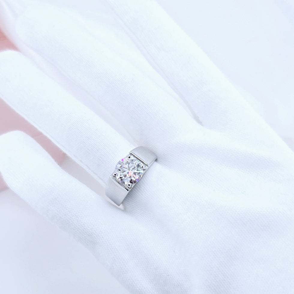 The Henry Silver Men Ring 