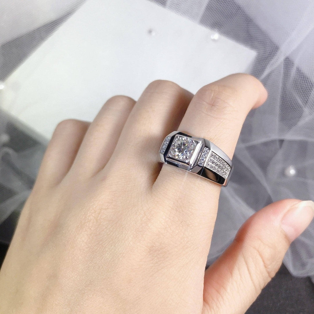 The Lucas Silver Men Ring