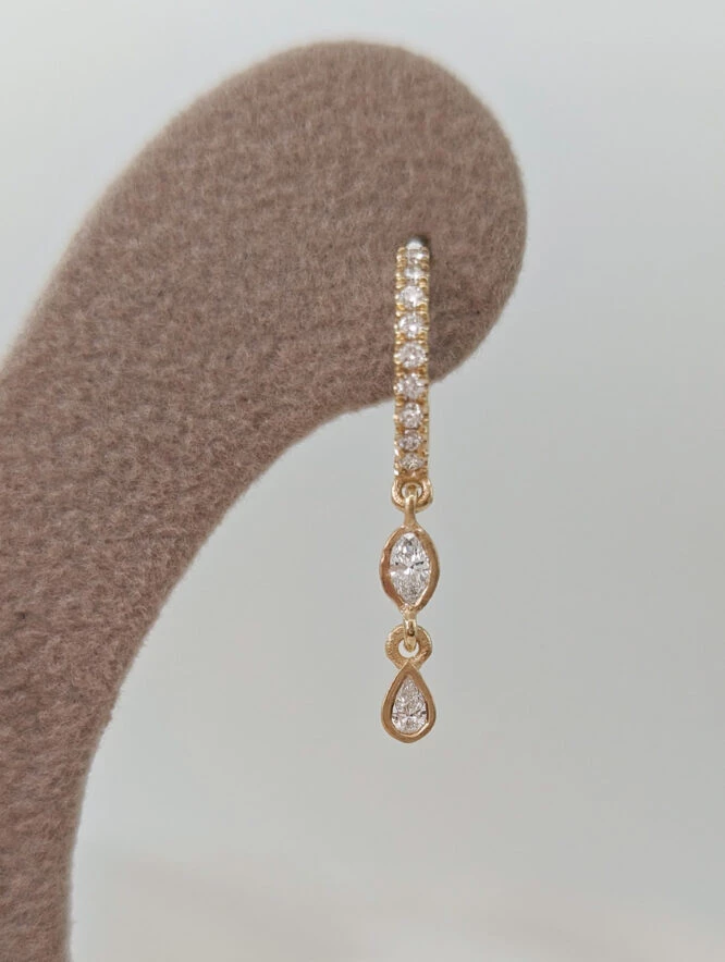 The Ava Hoop Rose Gold Earrings 