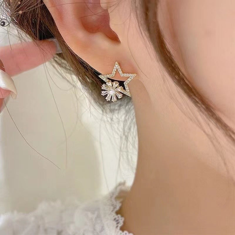 The Star Bling Earrings