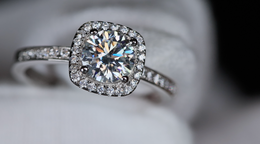 The Binata Flex Silver Ring 