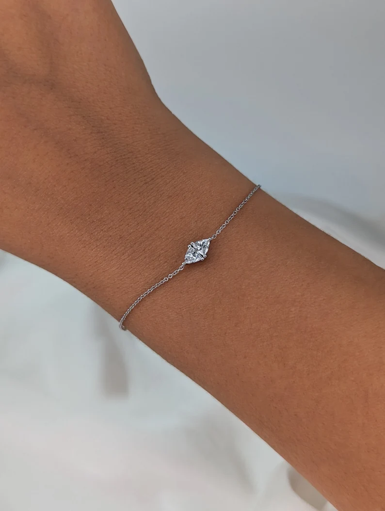 The Heart Silver Chain Bracelet