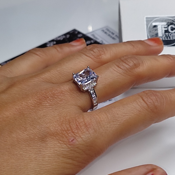 The Nelda Sia Silver Ring