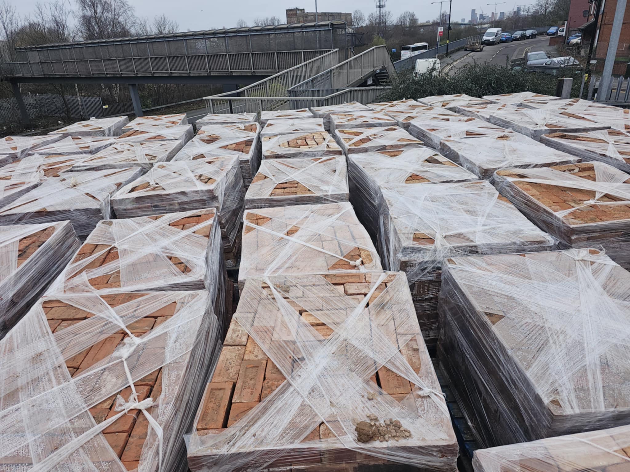 Reclaimed Bricks in Bristol from 65p Each (Cheapest in UK) – Nationwide Delivery Available