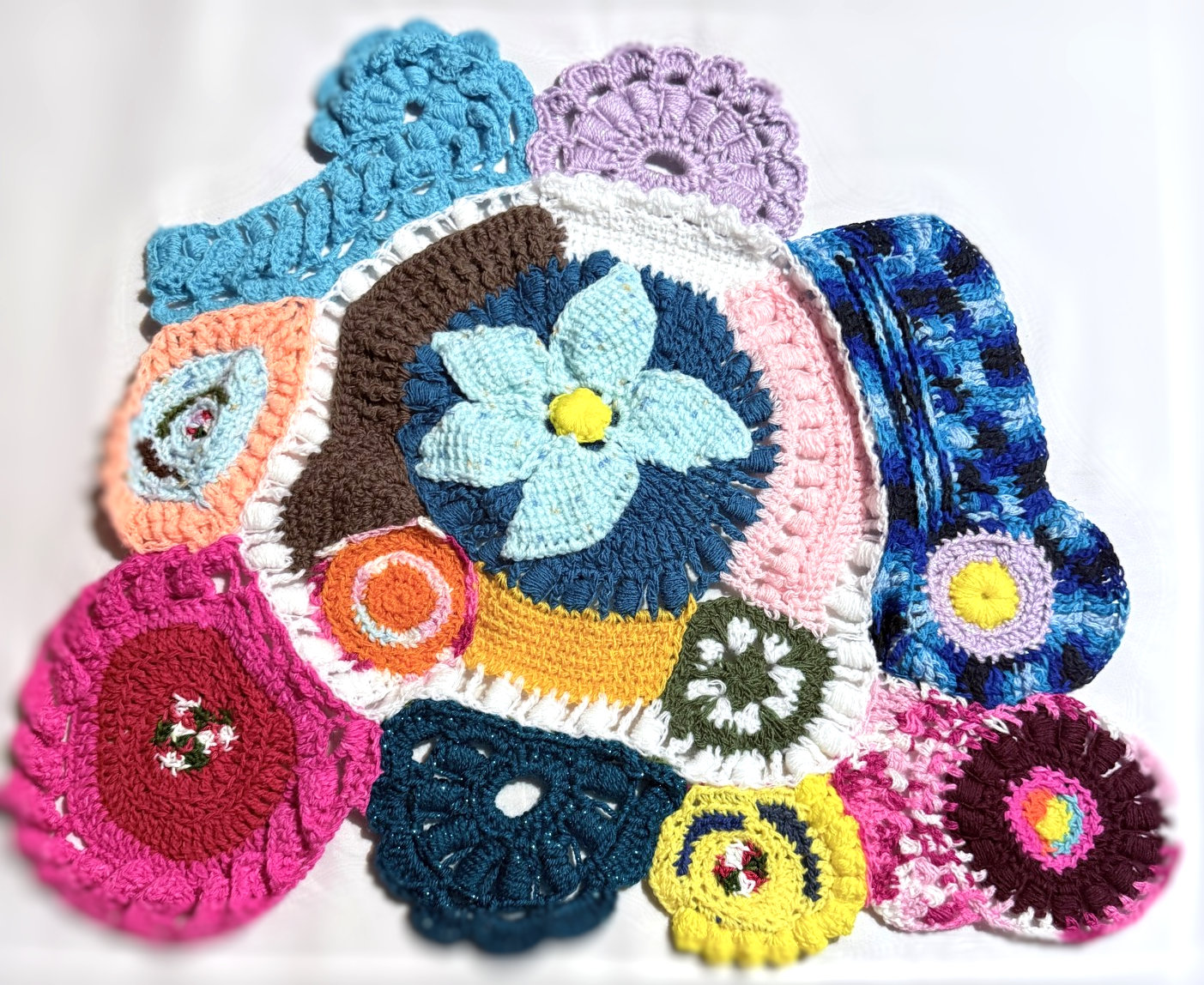 Handmade Crochet Artwork ( 22 x 22 )