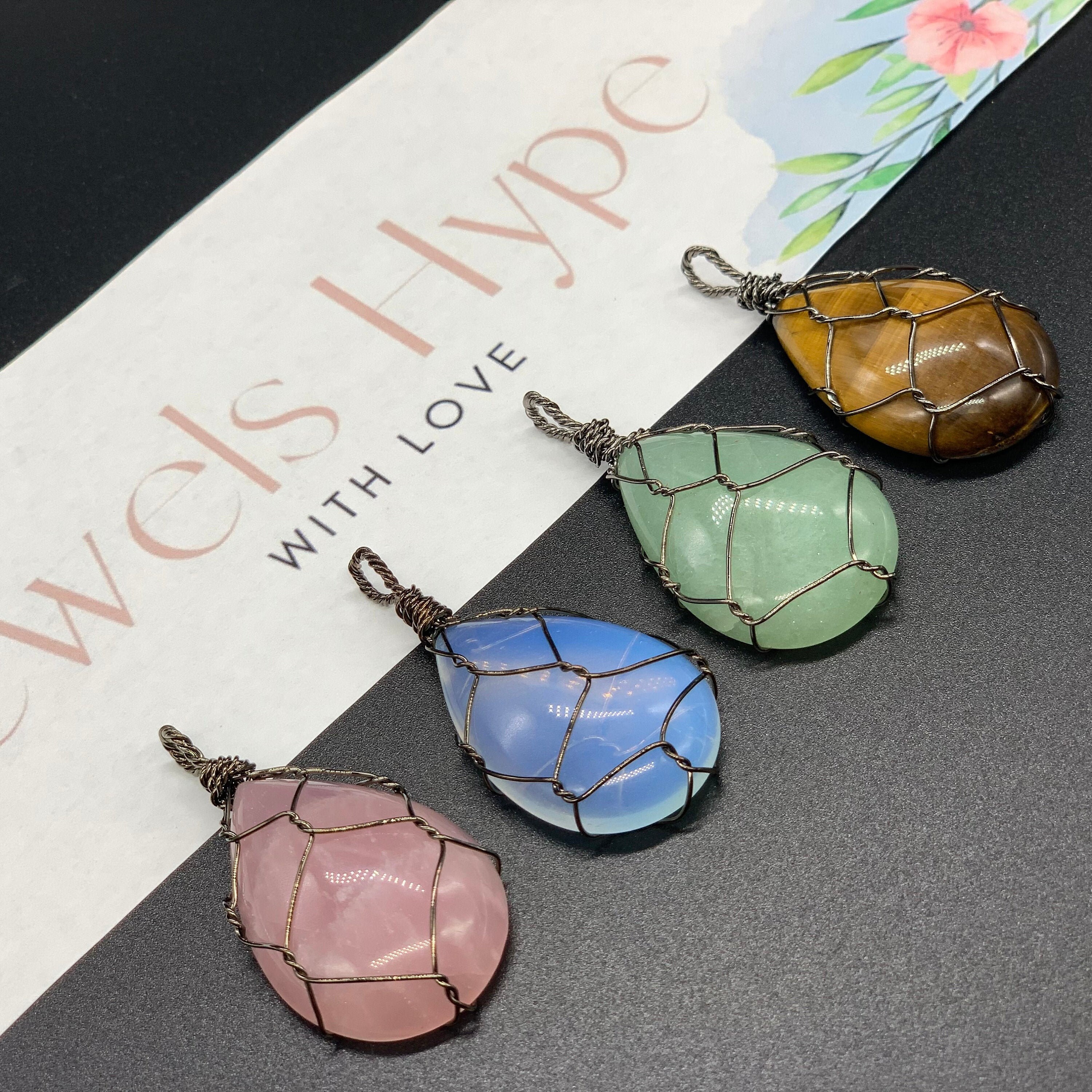 Natural Crystal And Healing Stones Necklace