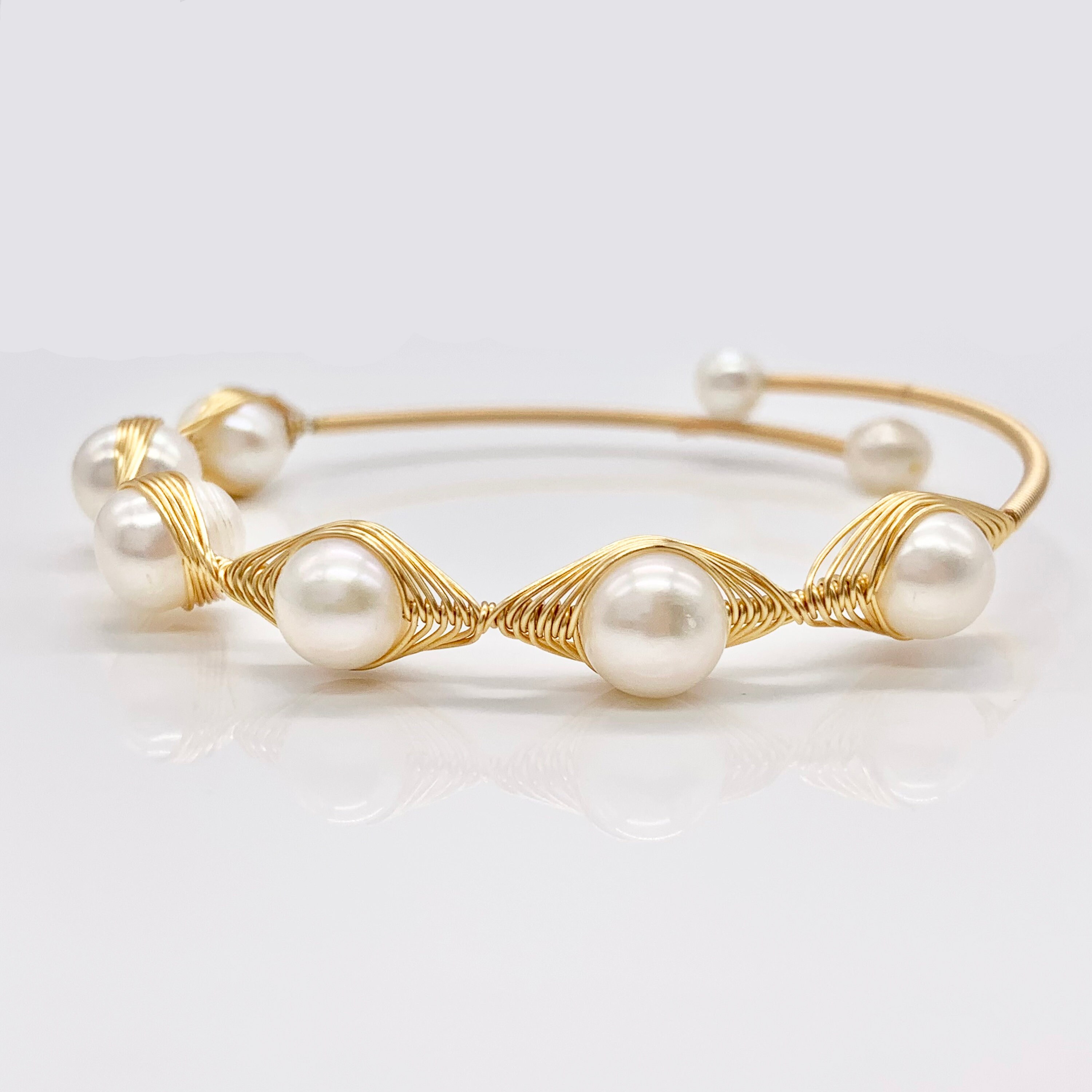 Freshwater pearls Handmade Adjustable copper bracelet plated with 14k gold