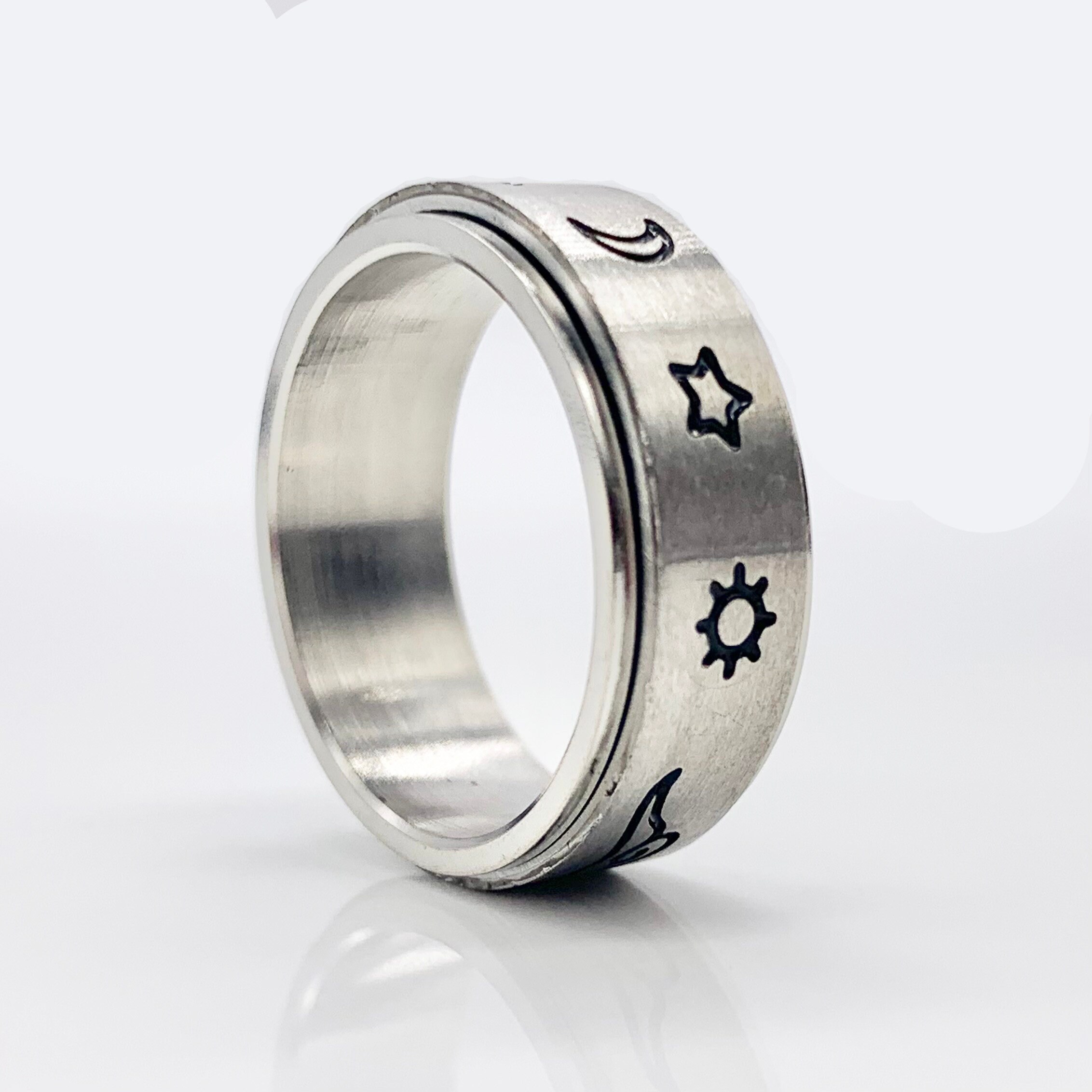 Lightening Rain, snow, clouds and sun Spinner Ring