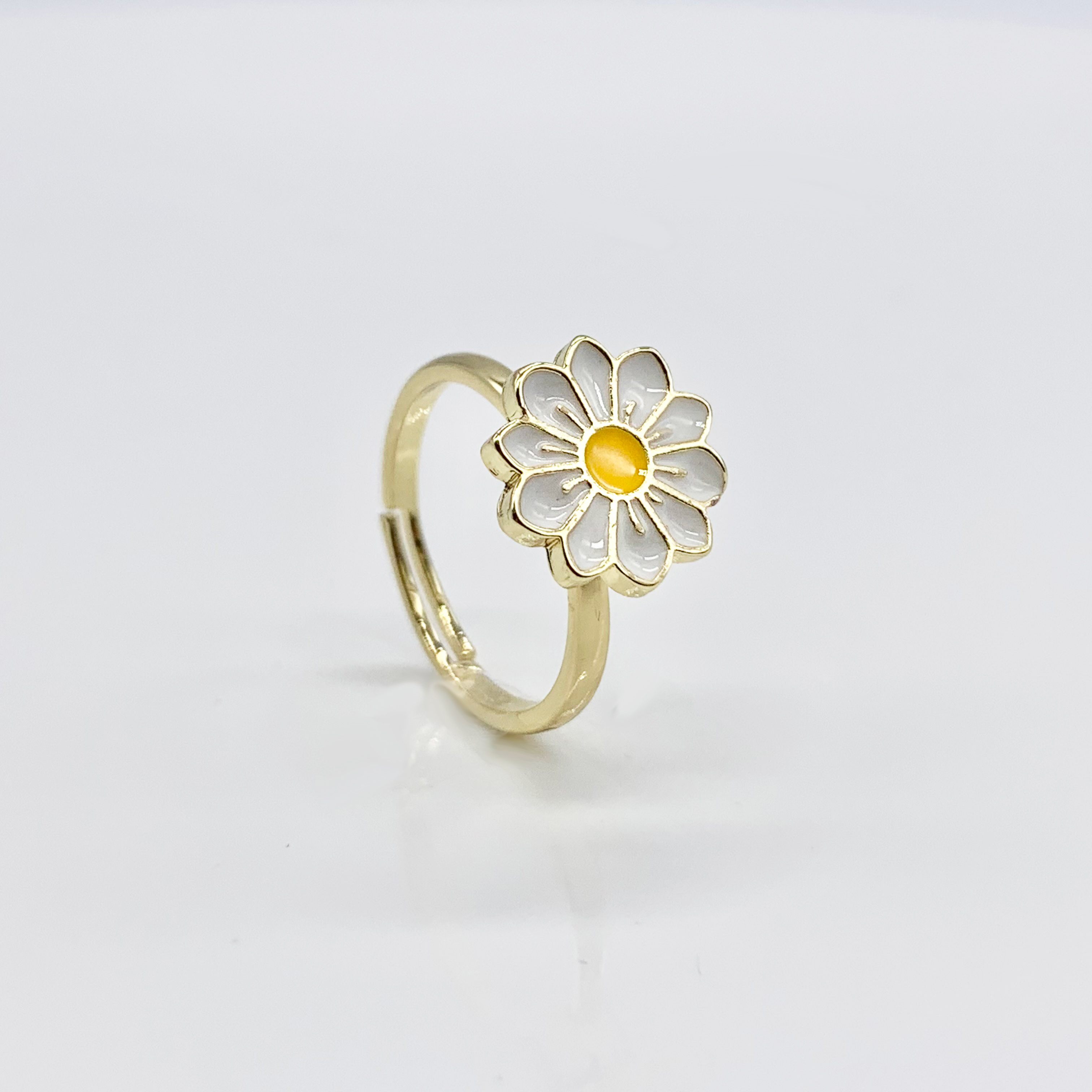Daisy Flower/Butterfly ( Green/Blue/yellow/Pink) Spinner Fidget Ring