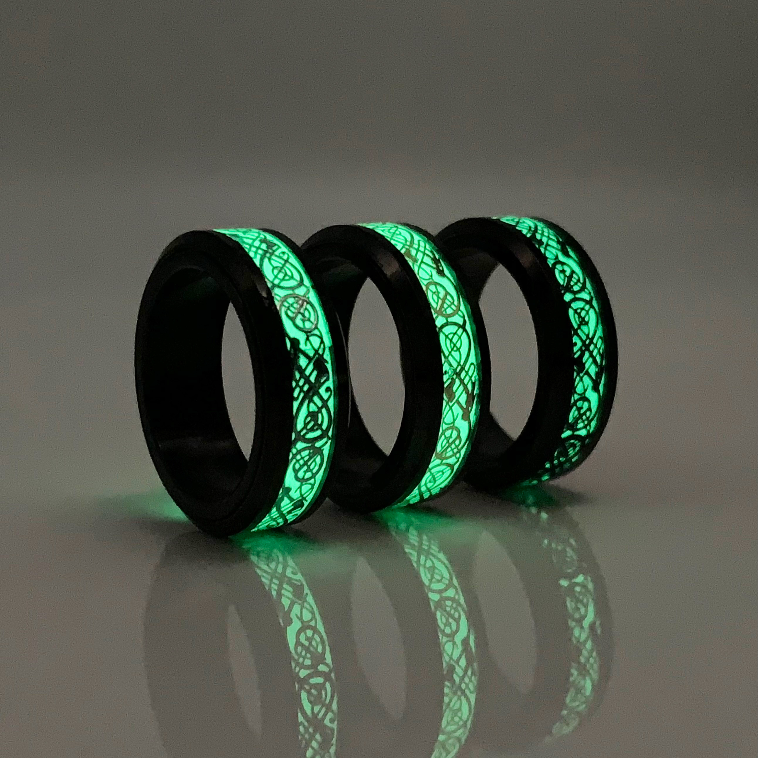 Glow Spinner Fidget Ring with Dragon Art