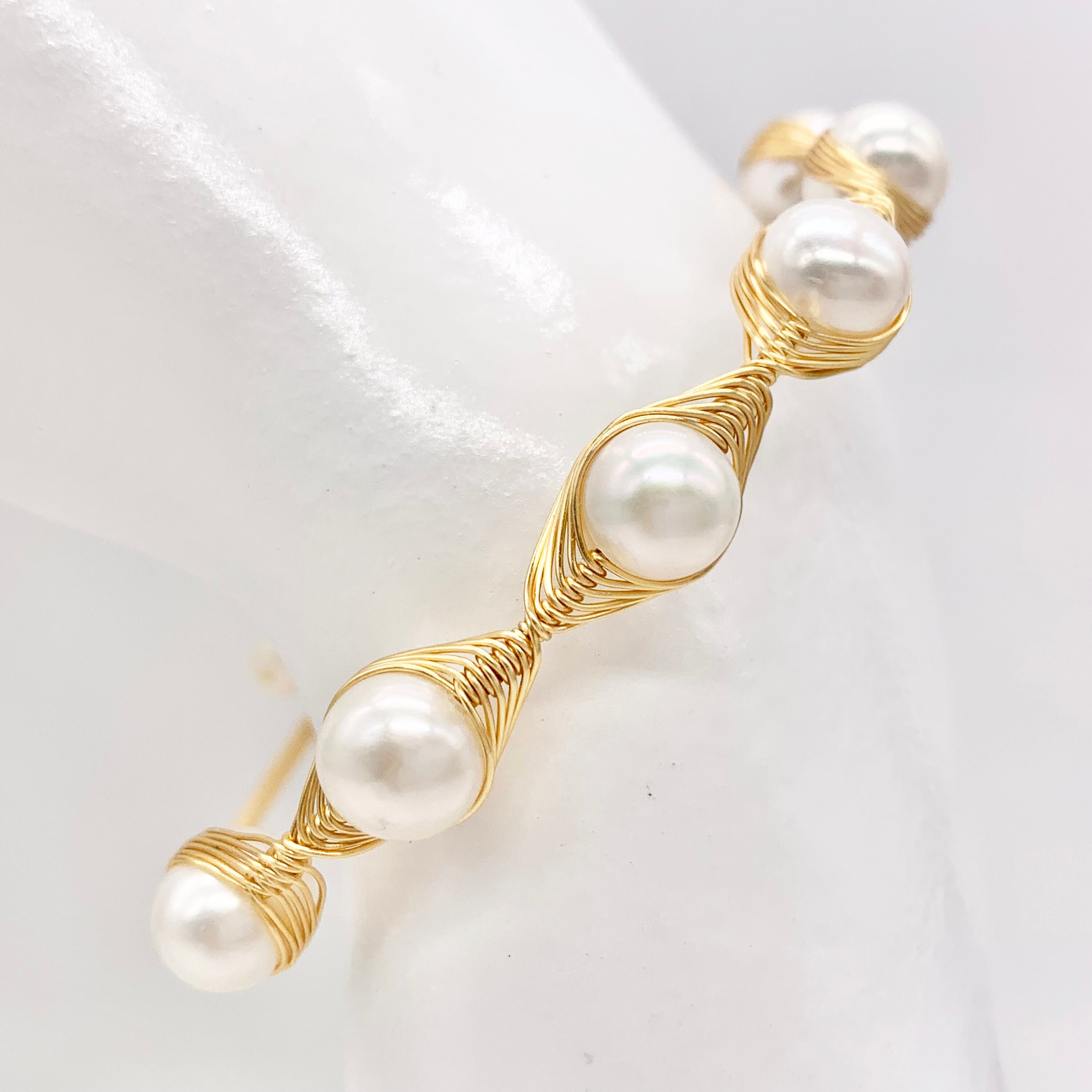 Freshwater pearls Handmade Adjustable copper bracelet plated with 14k gold