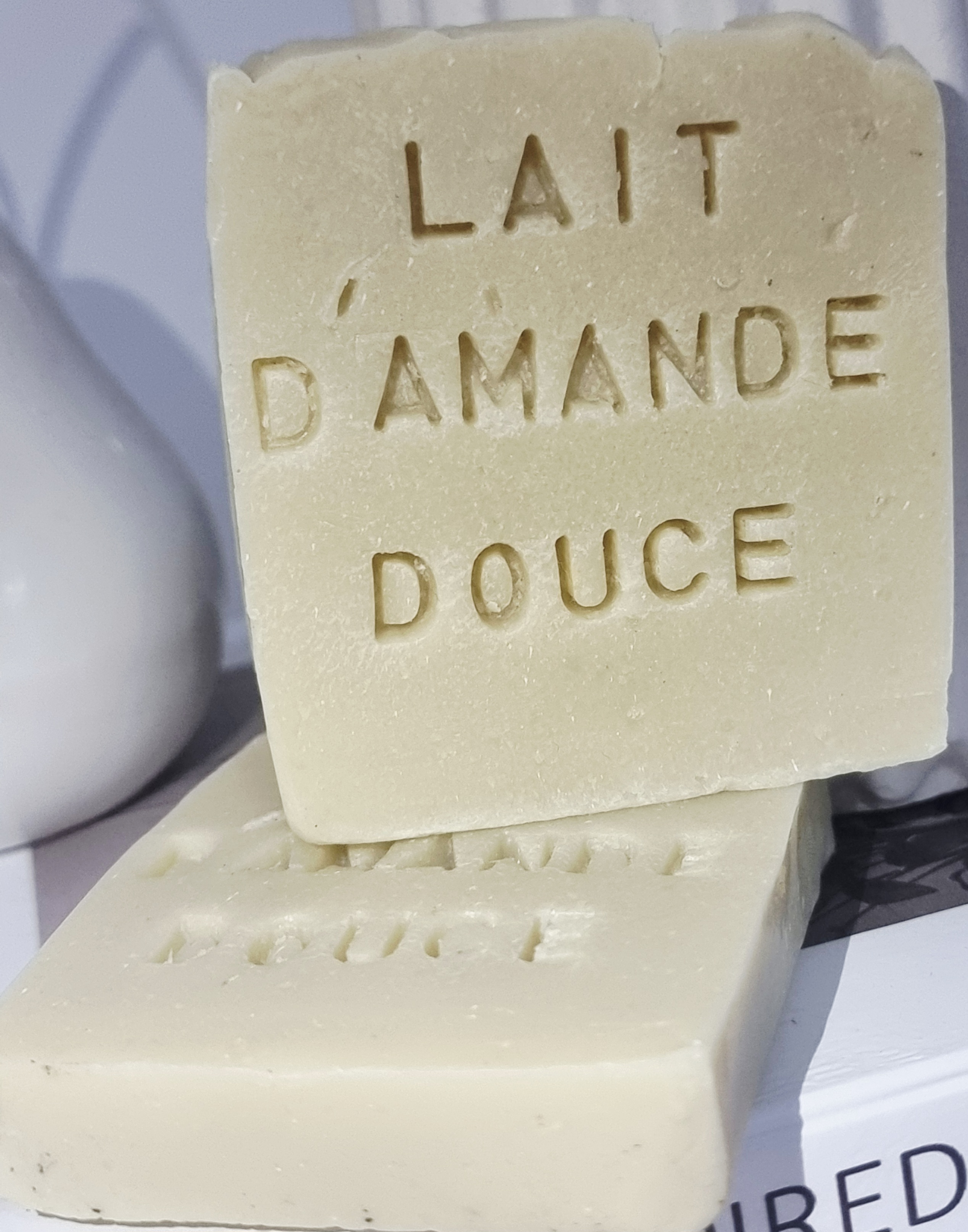 Savon crémeux au lait d'amande douce