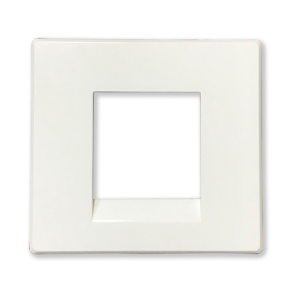 White Square Wall Plate 2M