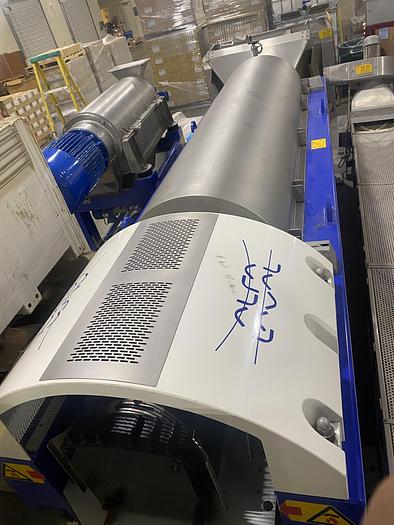 Alfa Laval Centrifugal Extractor - Horizontal Axis Type UNVX X37