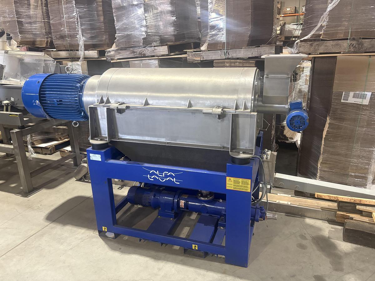 Alfa Laval Depitting Machine