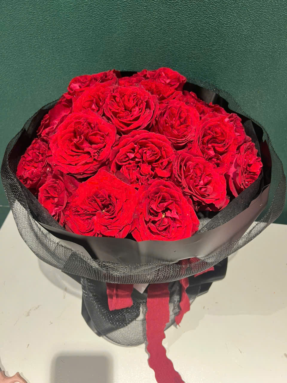 Bó hoa hồng đỏ tròn