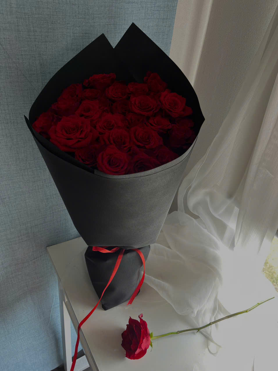 Bó Hoa Hồng Đỏ Ecuador 