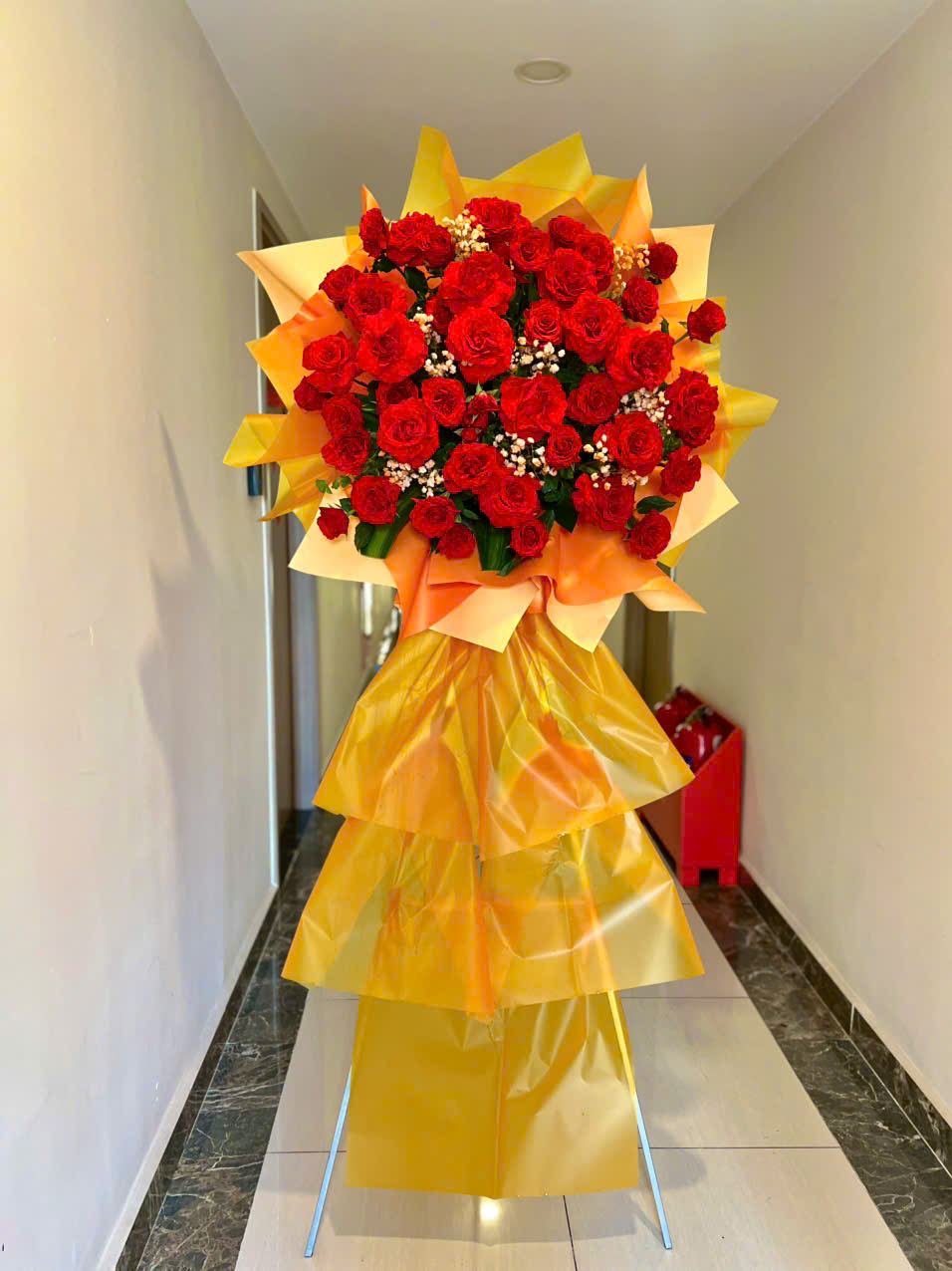 Kệ Hoa Khai Trương Hoa Hồng Đỏ 