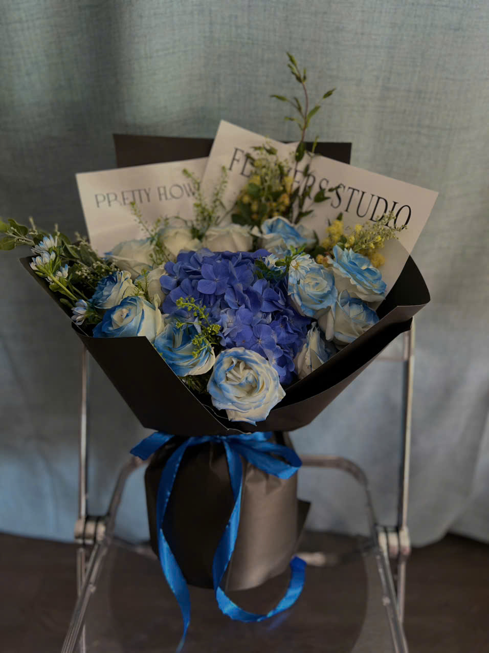 Bó hoa hồng tone xanh