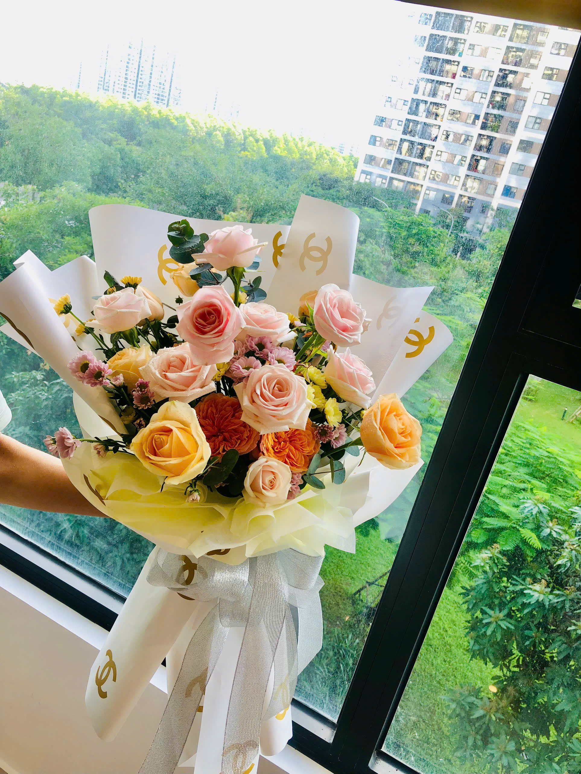 Bó hoa hồng pastel mix