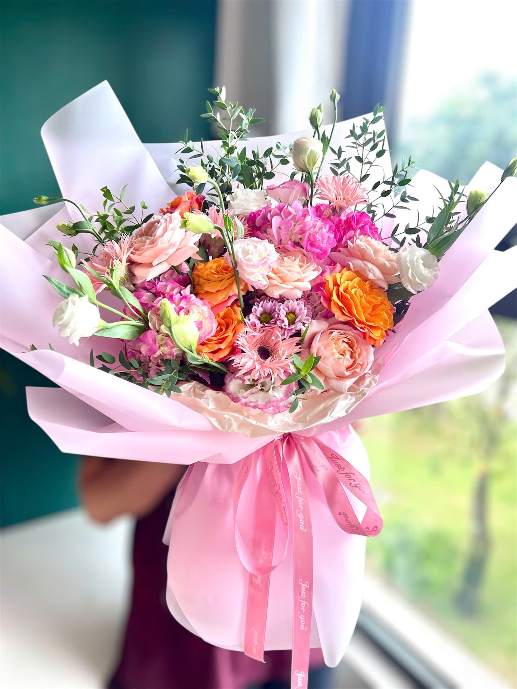 Bó hoa tone hồng mix