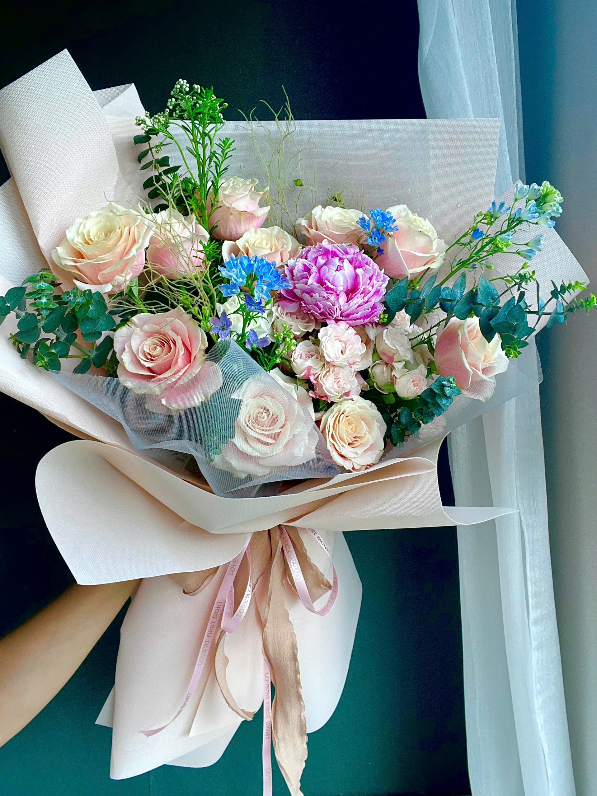Bó hoa mẫu đơn Sarah