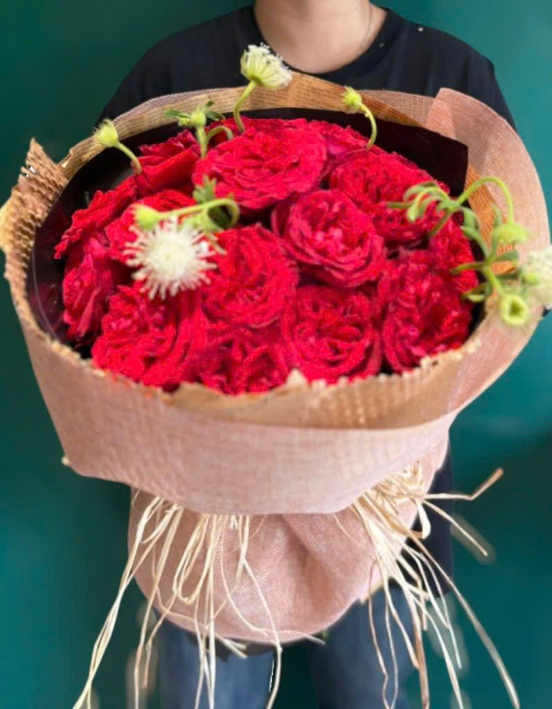 Bó hoa hồng đỏ tròn