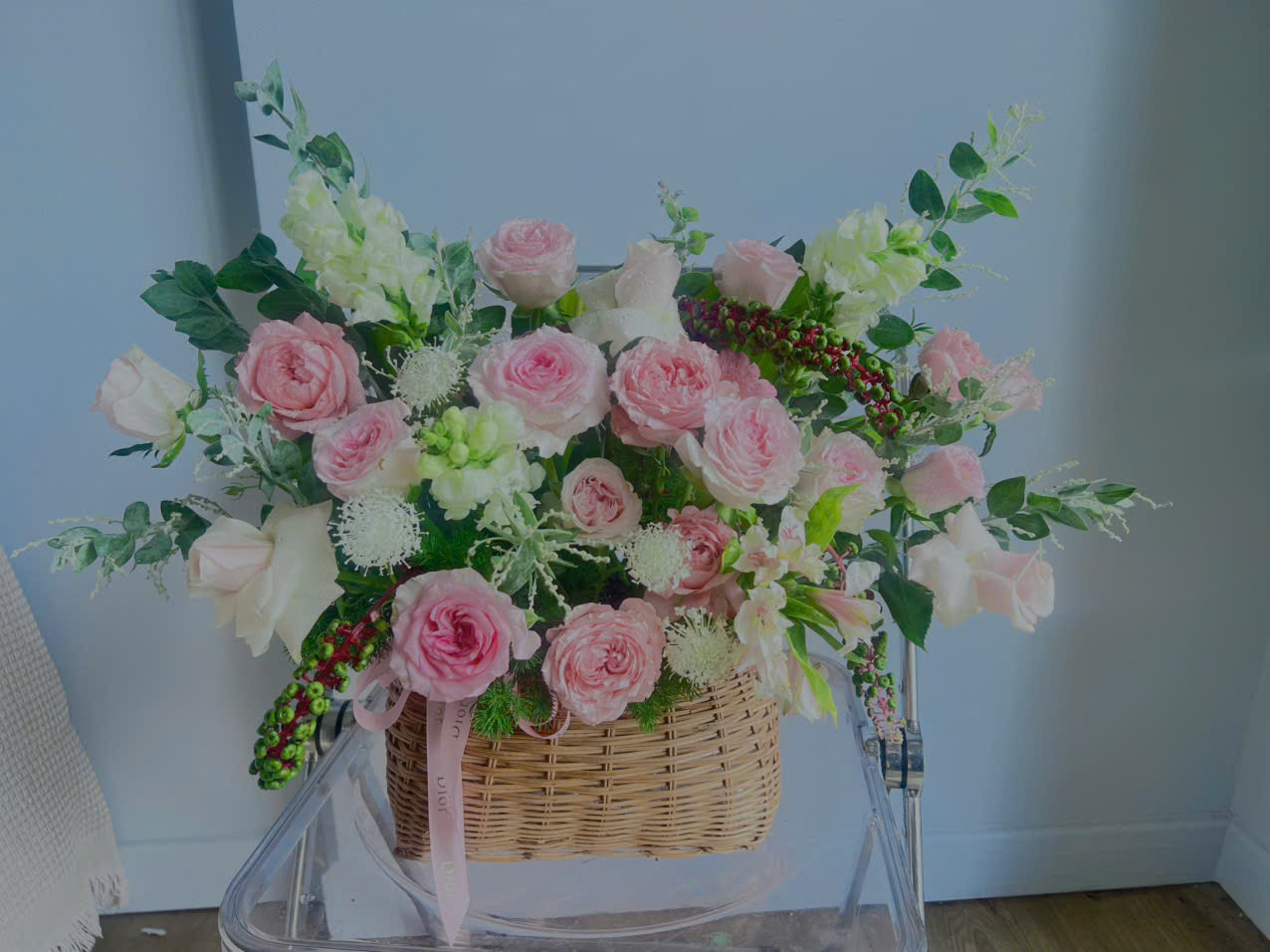 Giỏ Hoa Hồng Pastel