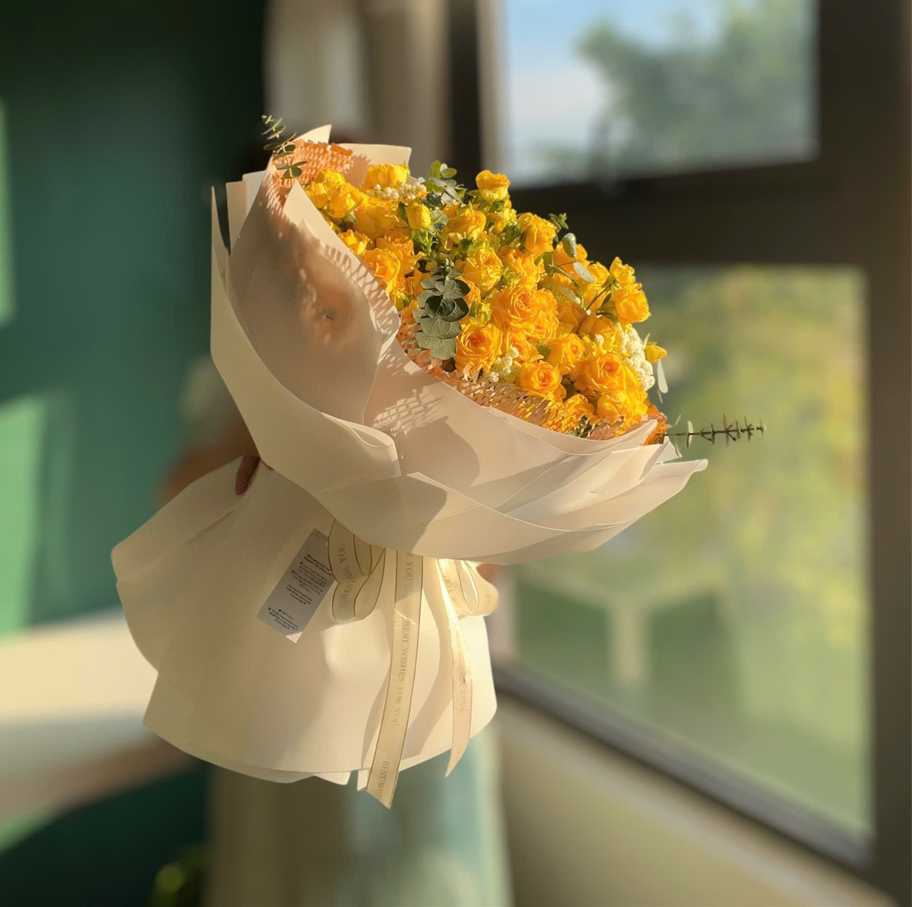 Bó hoa hồng vàng chùm