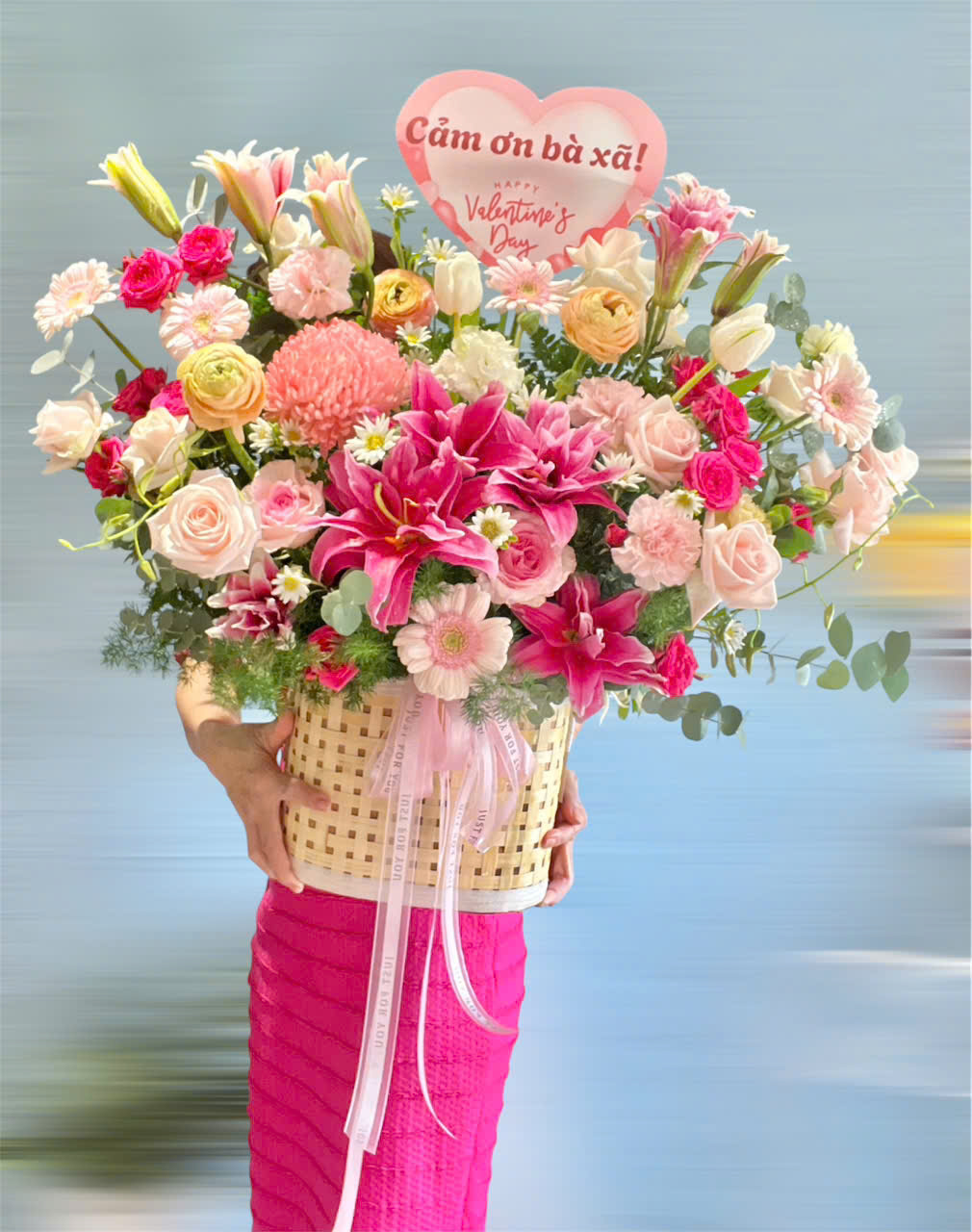 Giỏ hoa Tulip sang trong size đại