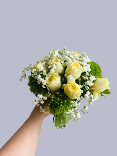 Bó hoa cưới tone vàng pastel