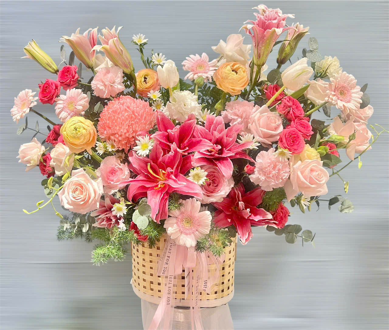 Giỏ hoa Tulip sang trong size đại