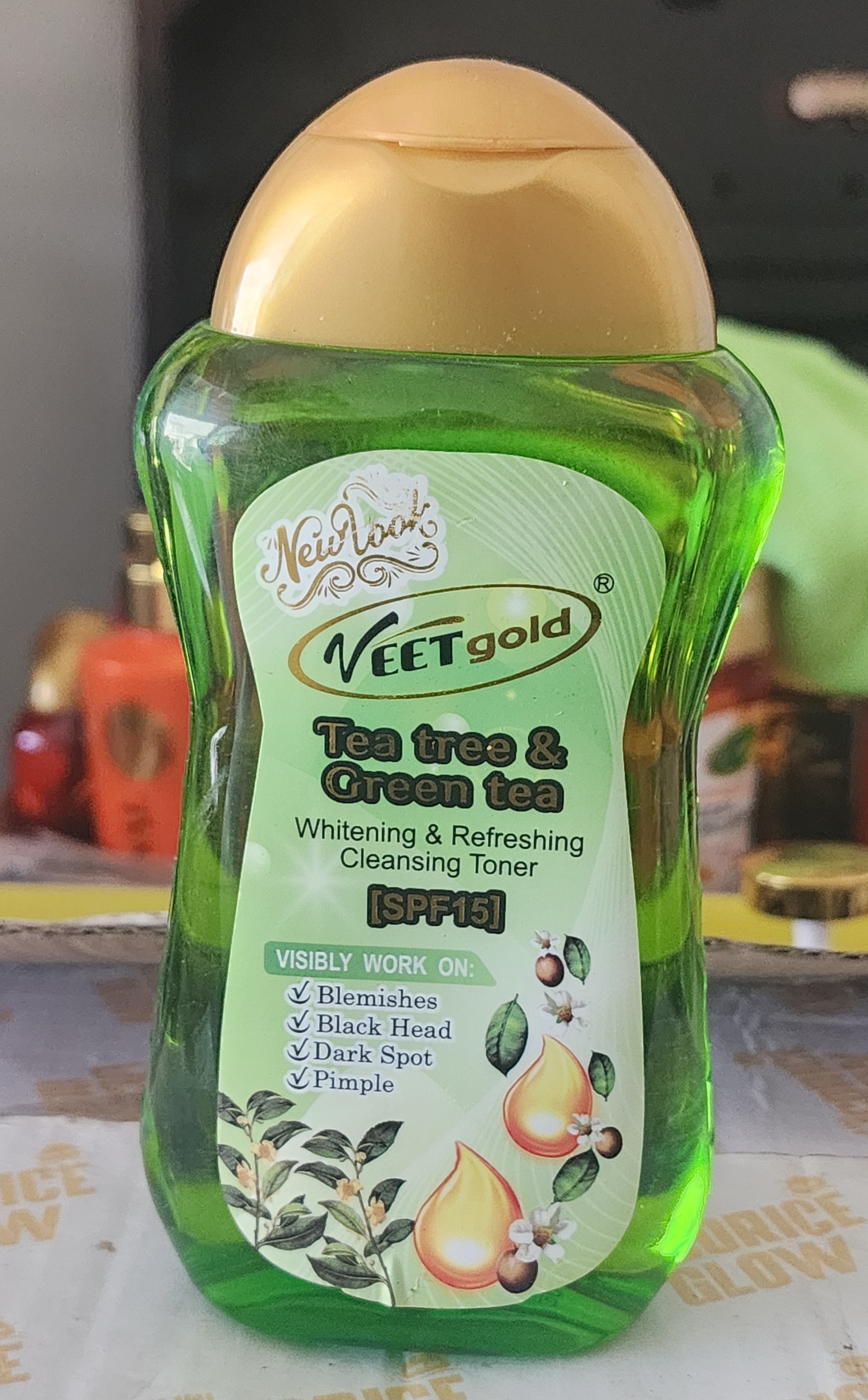 Veetgold Tea Tree & Green Tea Cleansing Toner
