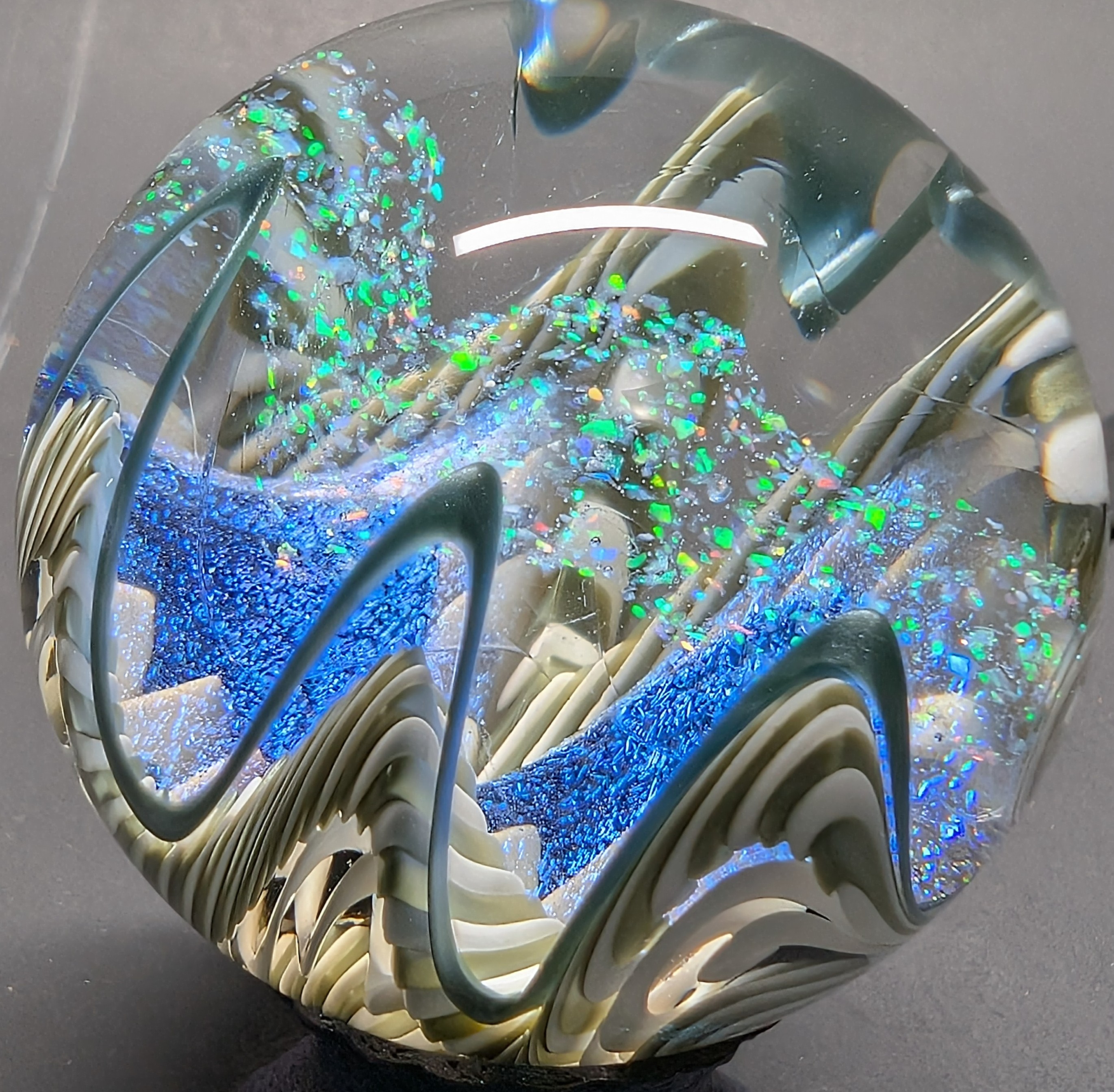 Crushed opal Neptonium Universe