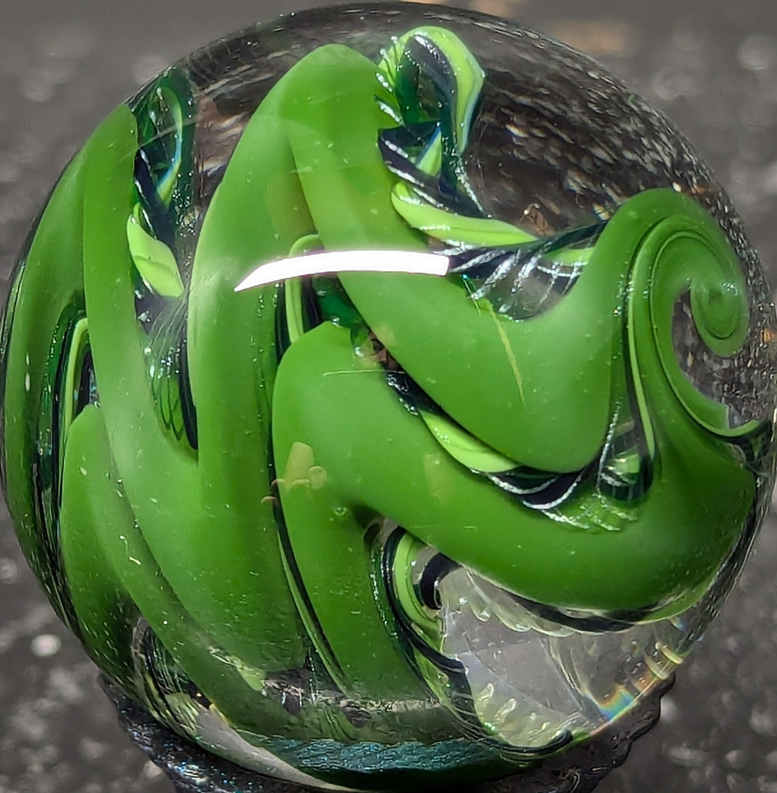 Sharp green Sparkle wave
