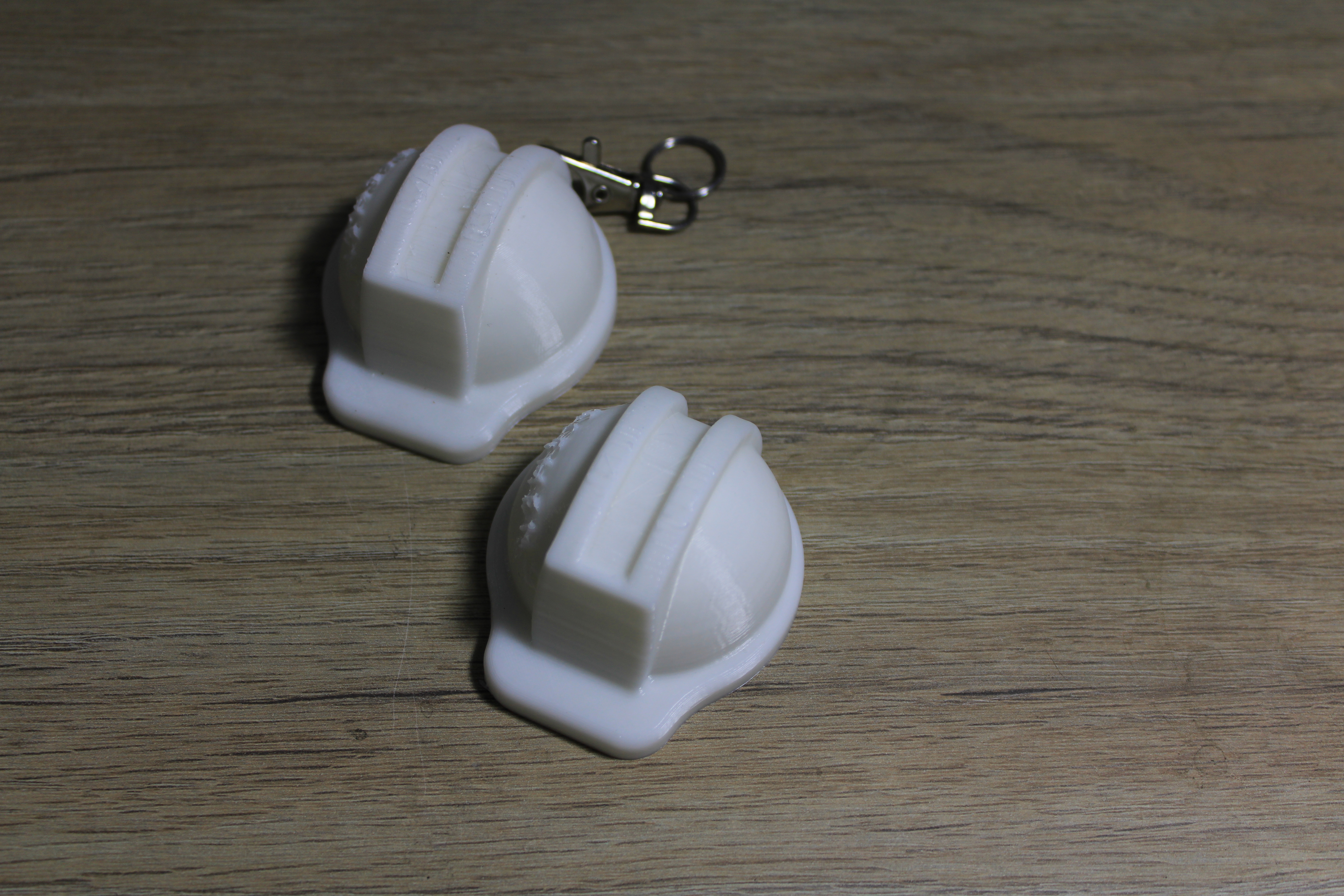 Llavero Mini casco de seguridad 