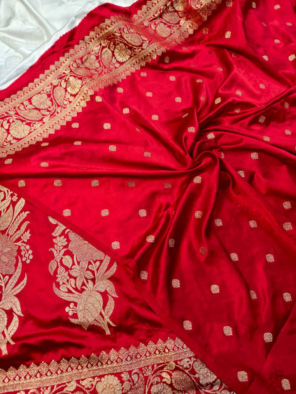 Gajji Satin Silk Saree with Zari Design